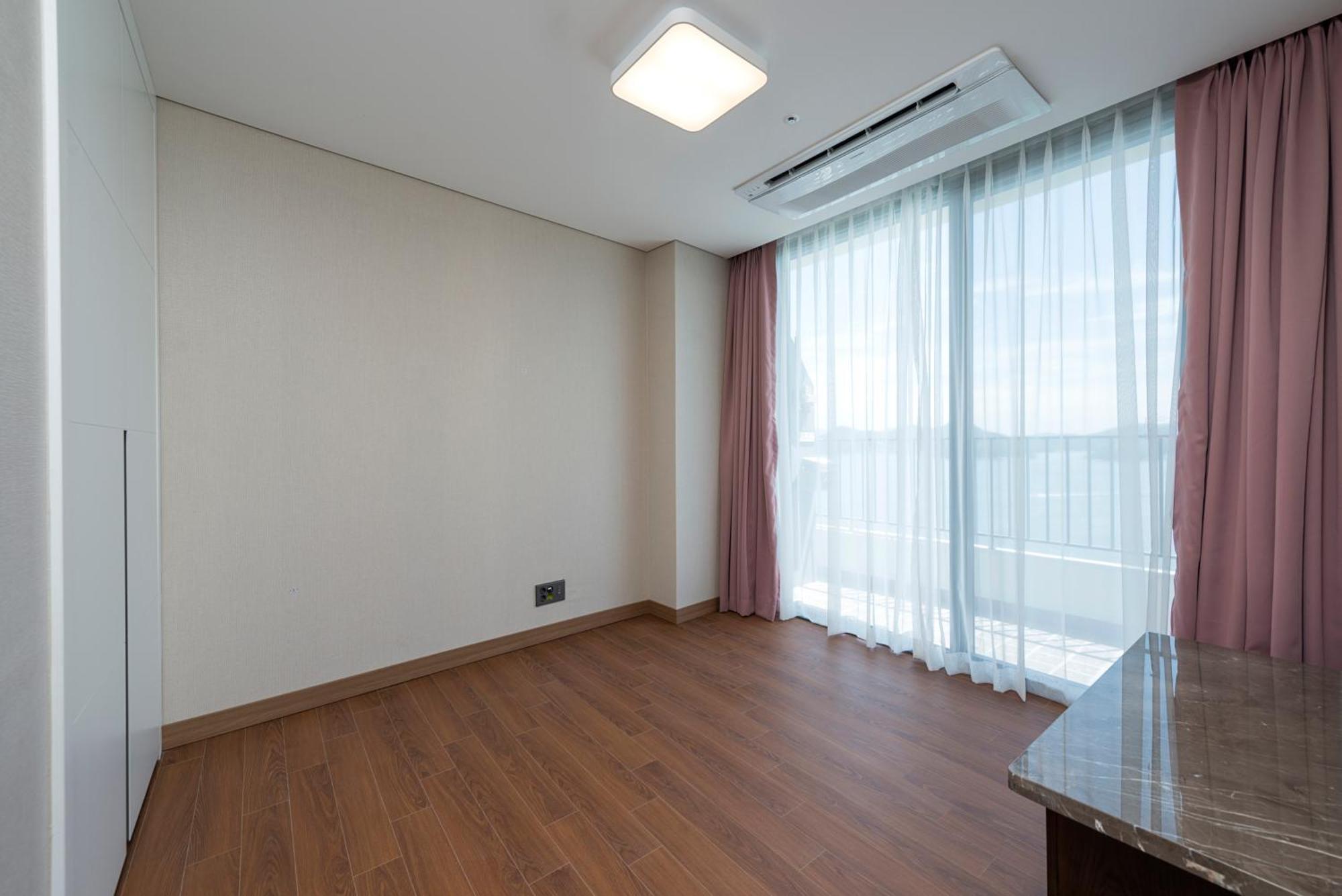 Stanford Hotel&Resort Tongyeong Habitación foto
